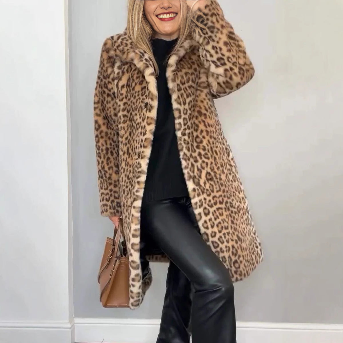 Mensu | Trendy Jakke Med Panterprint Til Kvinder